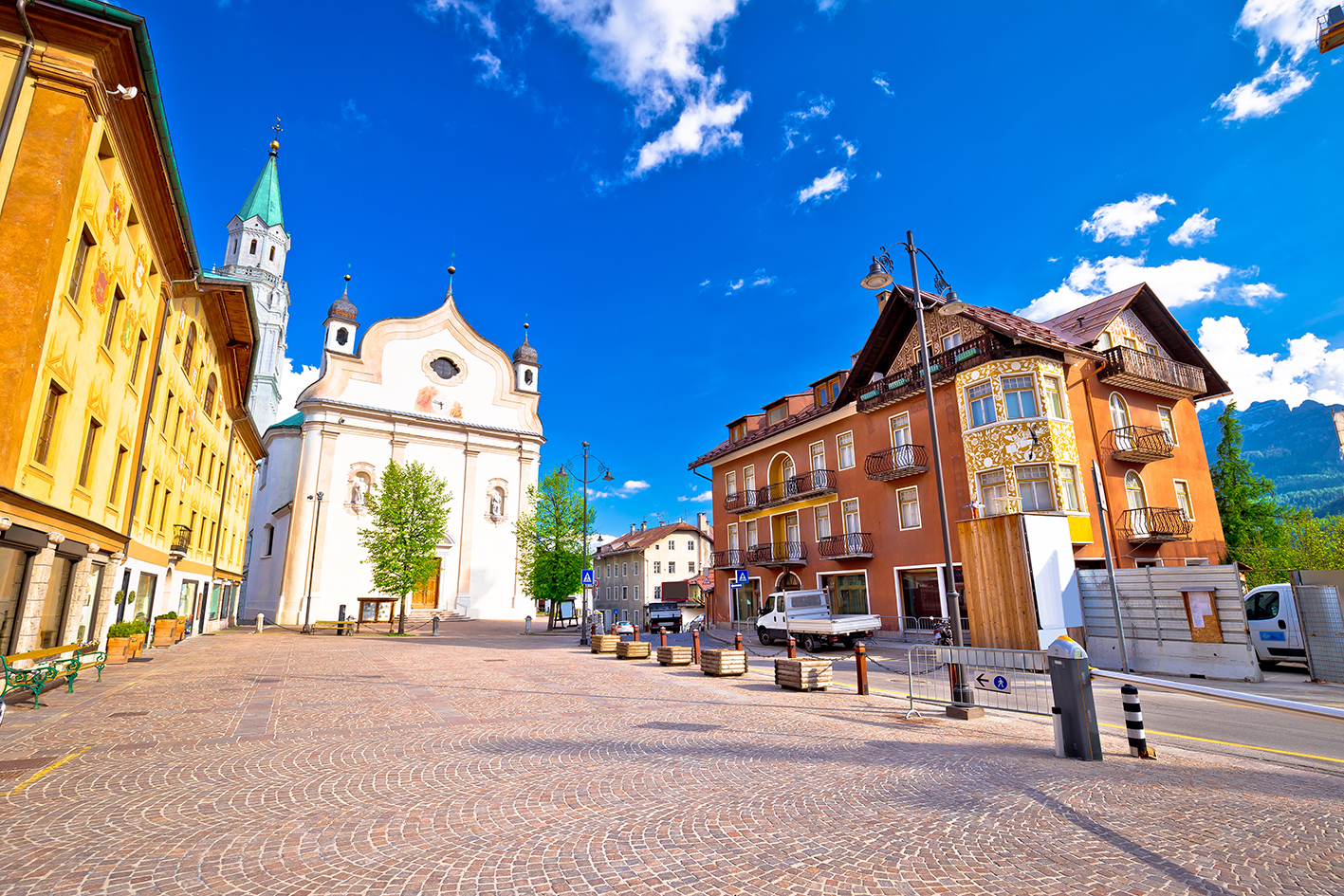 Cortina D'Ampezzo, Dolomiti, mondo travel